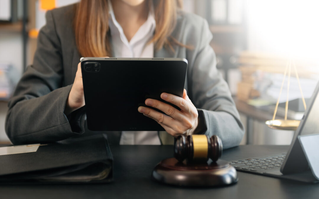 Digital gavel representing technology in legal services